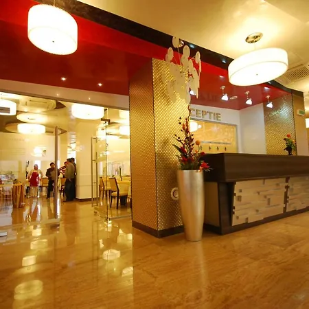 Hotel Grandis Apulum 3*